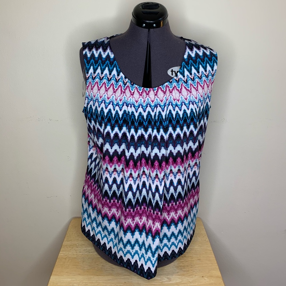 Beautiful Evan-Picone Tank Blouse